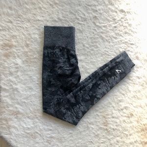 Gymshark camo XS leggings